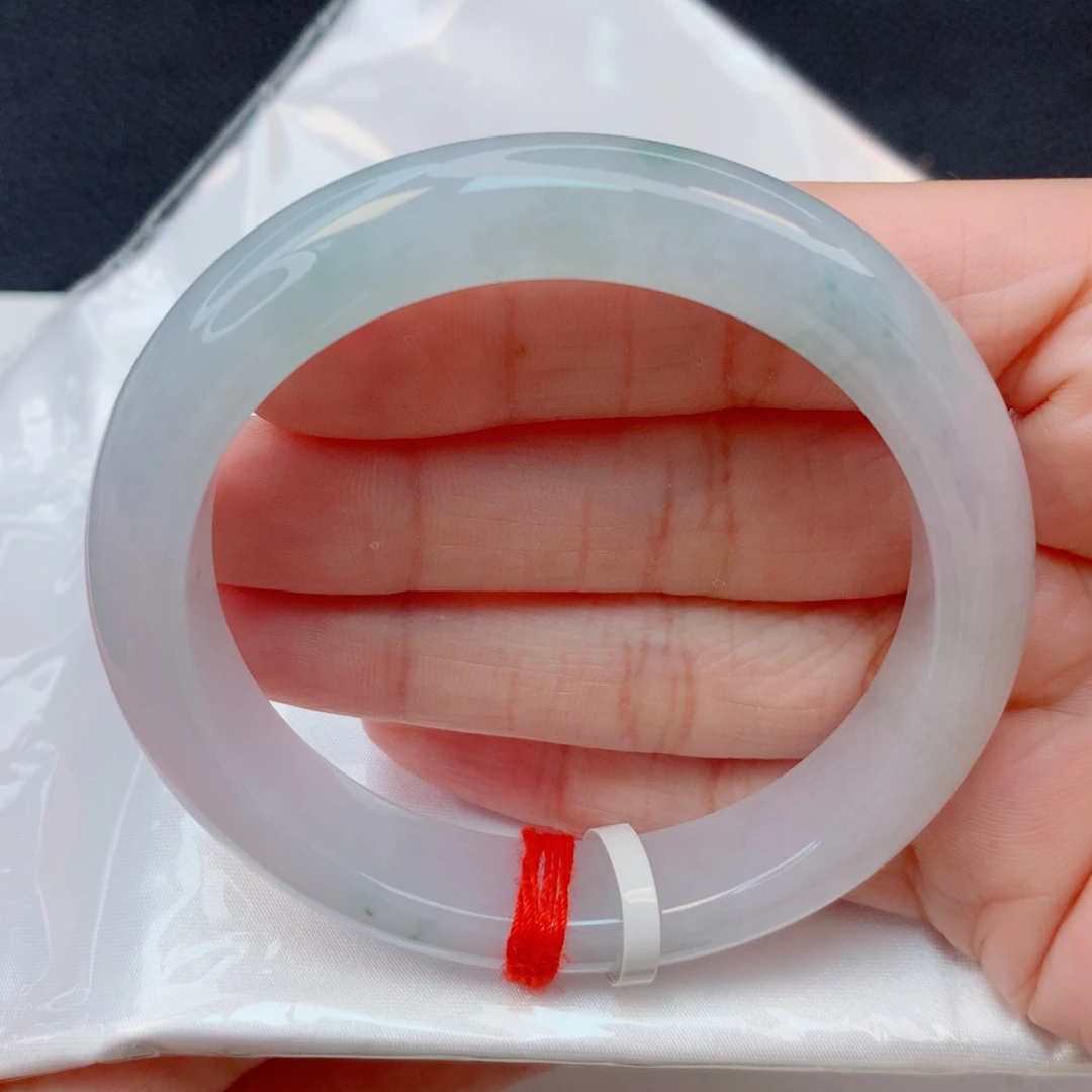 翡翠未镶嵌手镯57圈 细糯化飘绿花完整度高