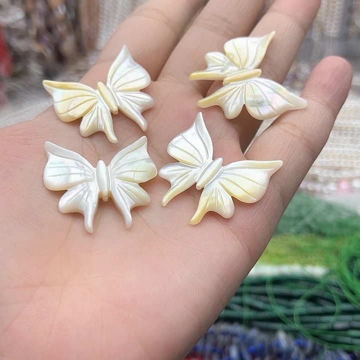 未镶嵌玛瑙/玉髓珠宝半成品2个30mm左右黄蝶贝蝴蝶