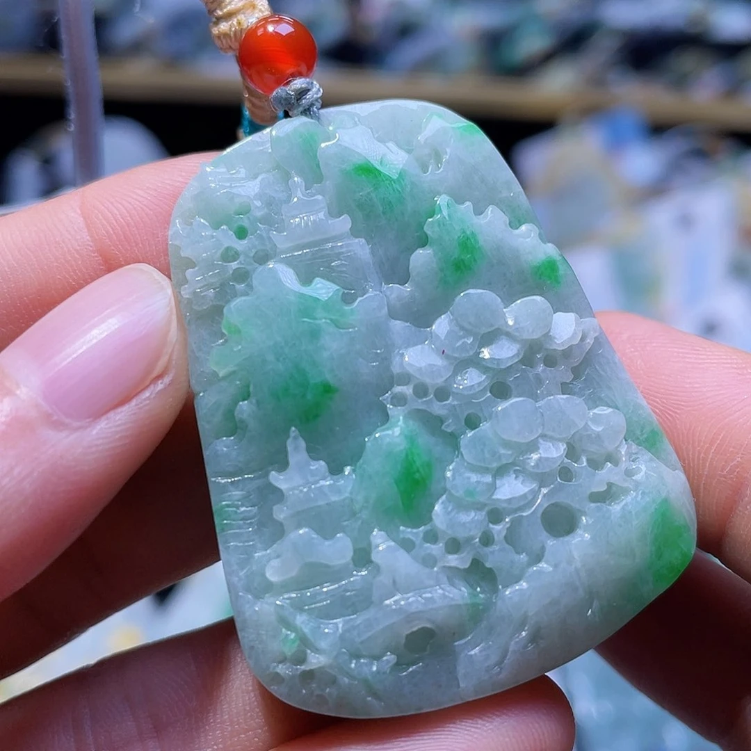 颈饰未镶嵌翡翠一个