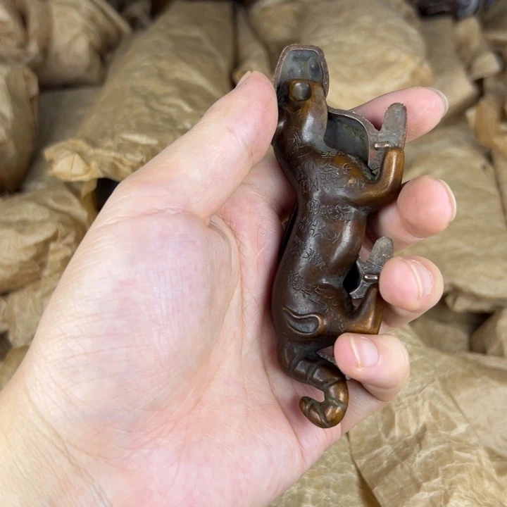 创意设计铜器摆件