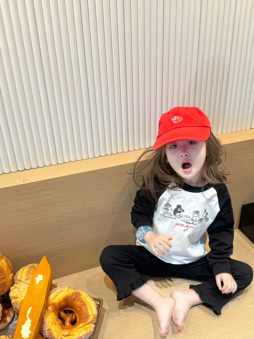 《小思家》男女童2025年春季新款韩版休闲插肩袖T恤微喇叭裤套装