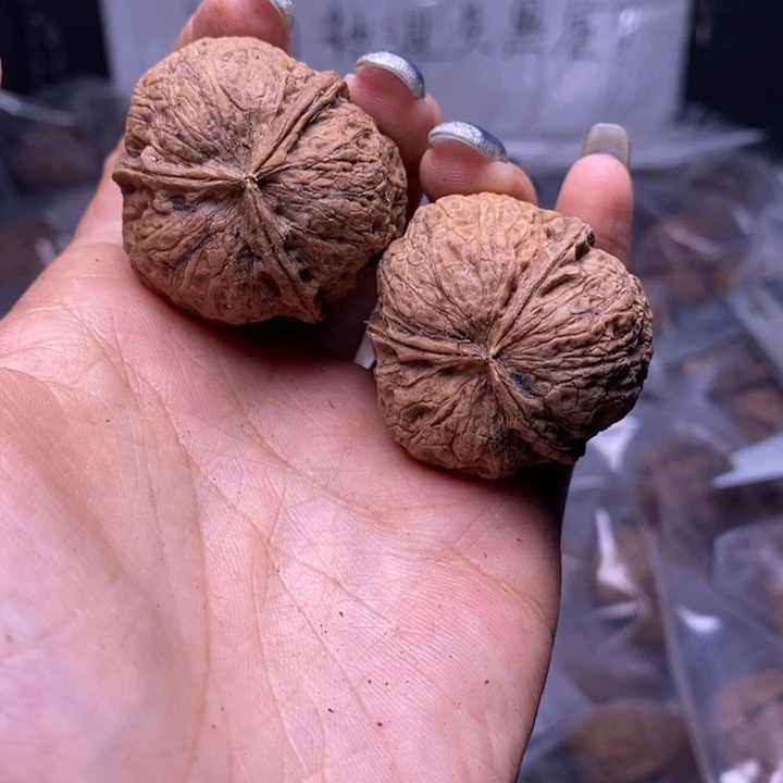 文玩核桃把件云南野生铁核桃63号36mm