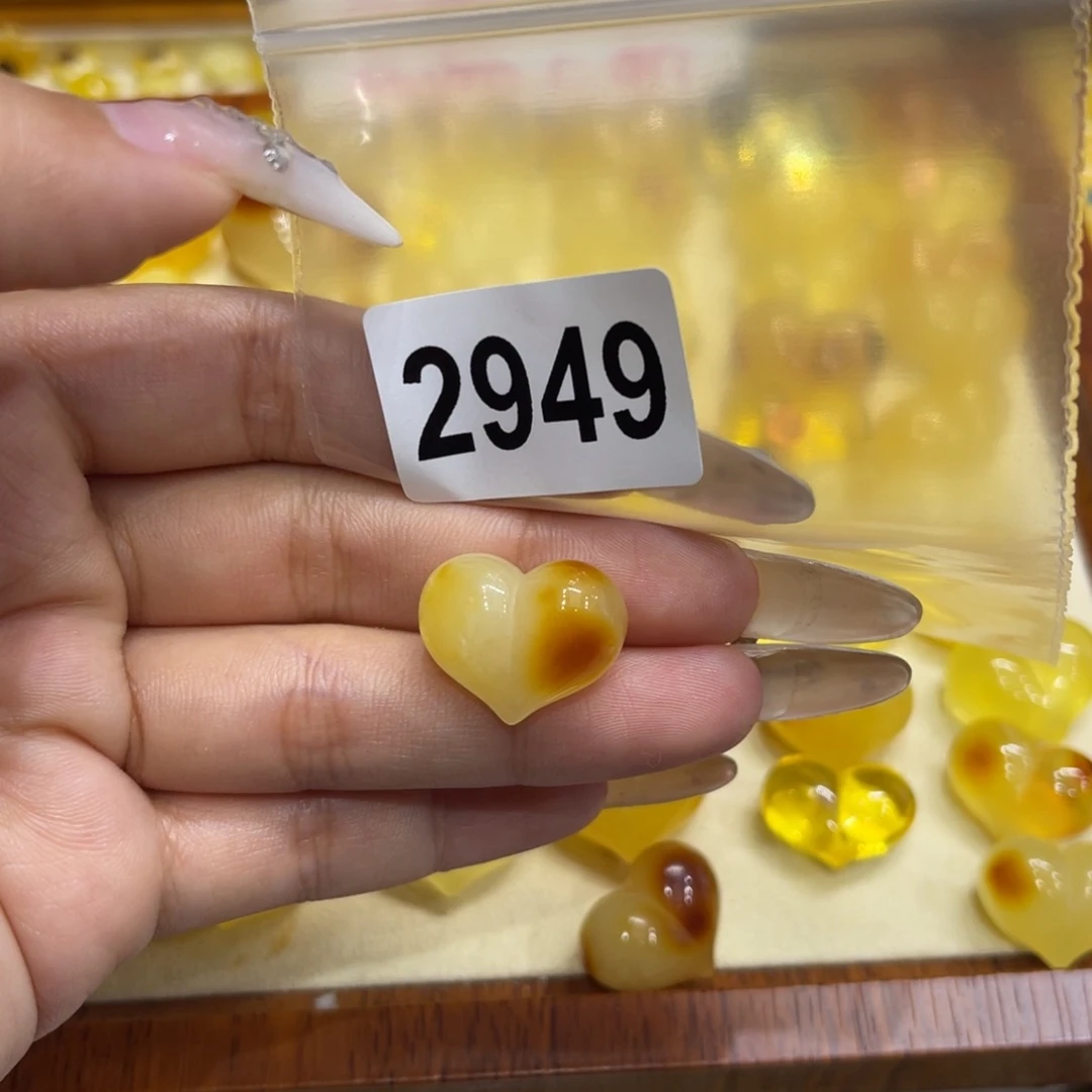 初****琥珀未镶嵌珠宝奇石