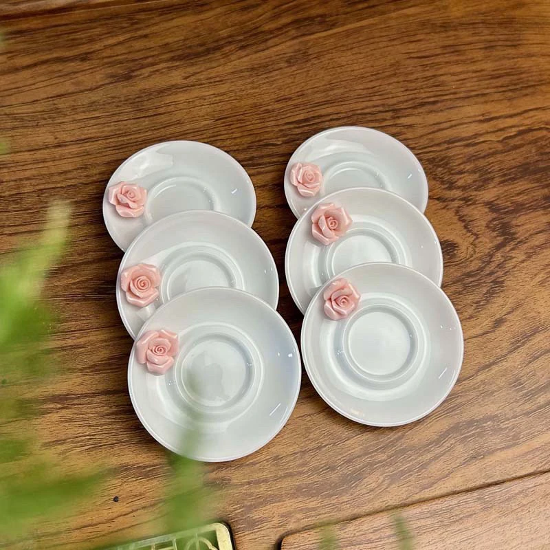 冰种冻玉瓷茶杯垫陶瓷捏花泡茶隔热茶垫茶具配件品茗杯白瓷小茶托