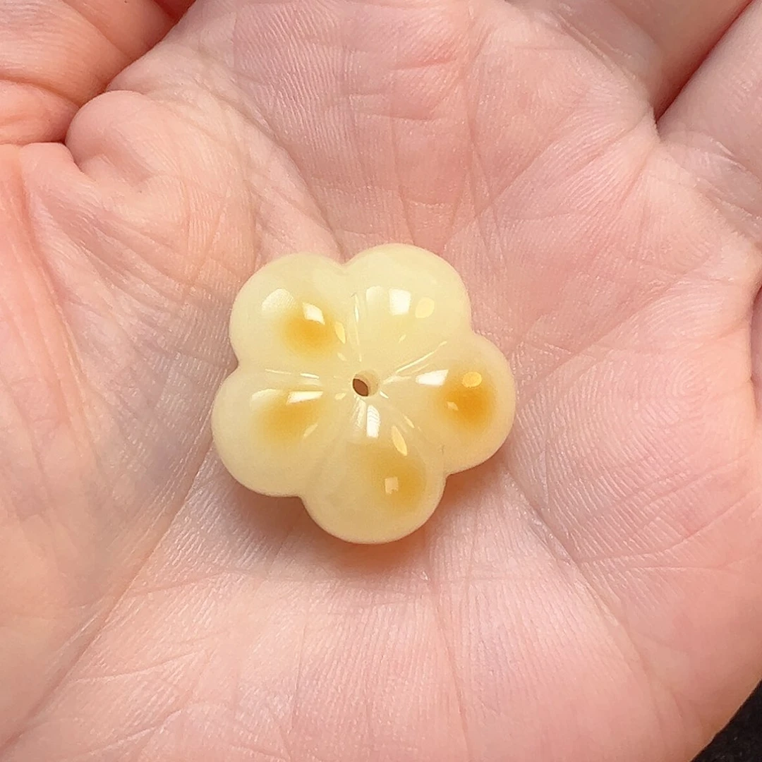 琥珀珠宝奇石未镶嵌呵*呵