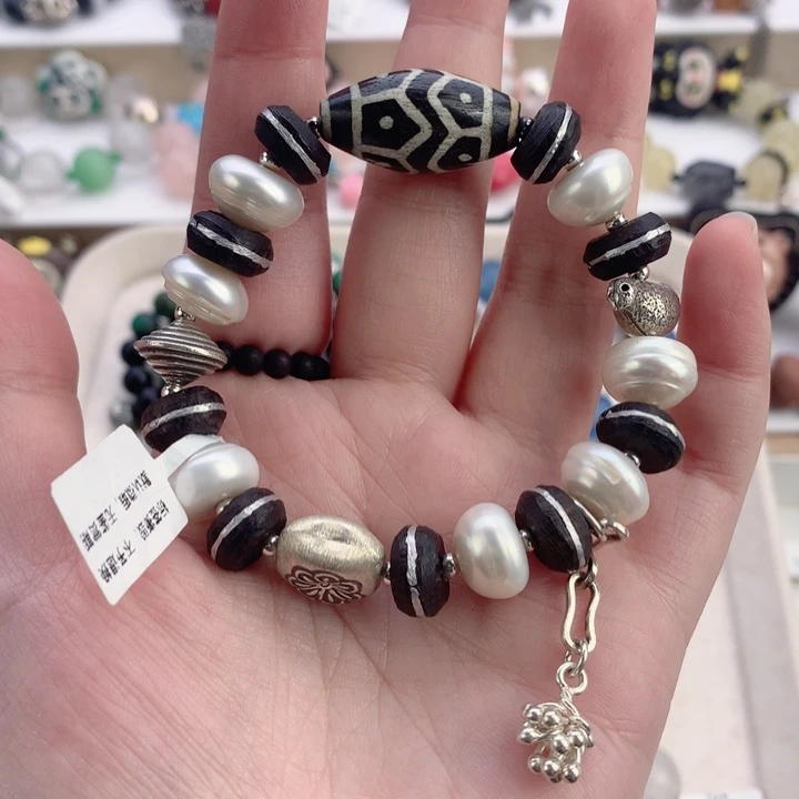 非金属黑白色手串