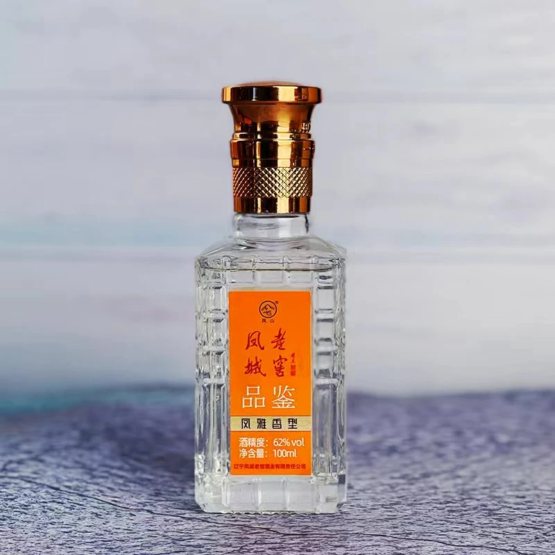 凤城老窖品鉴62度酱香酒100ml老窖酒62度酱香型白酒62度100