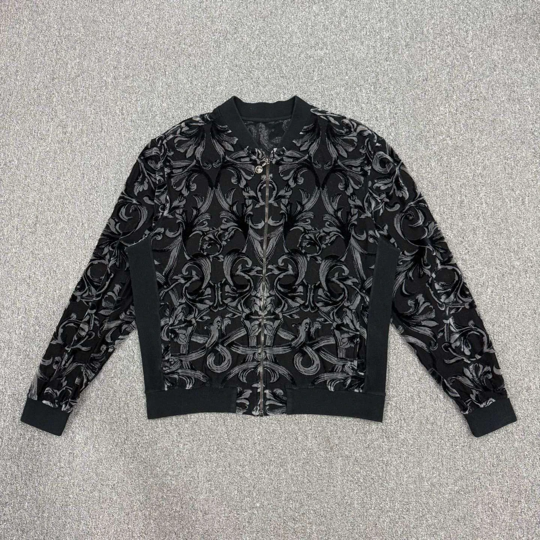 99新 VERSACE/范思哲 15527028 黑色雕花夹克外套 XXL码99新