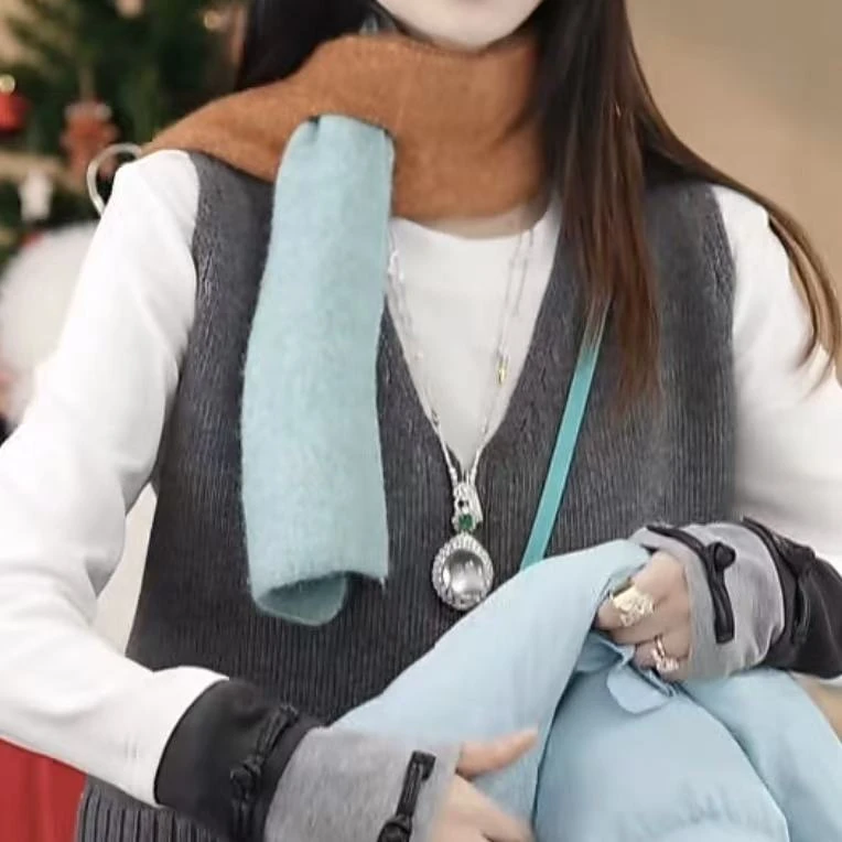 FANRUI/泛芮 「贝贝biuu」羊毛软糯舒适复古宽松外搭披肩围巾B19956