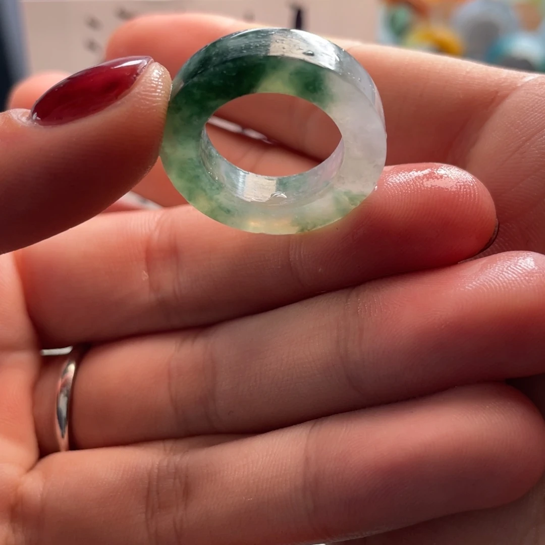 定制翡翠未镶嵌戒指