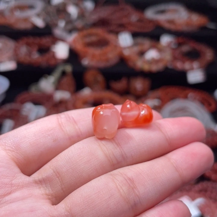 南红玛瑙未镶嵌配饰无相猫1651