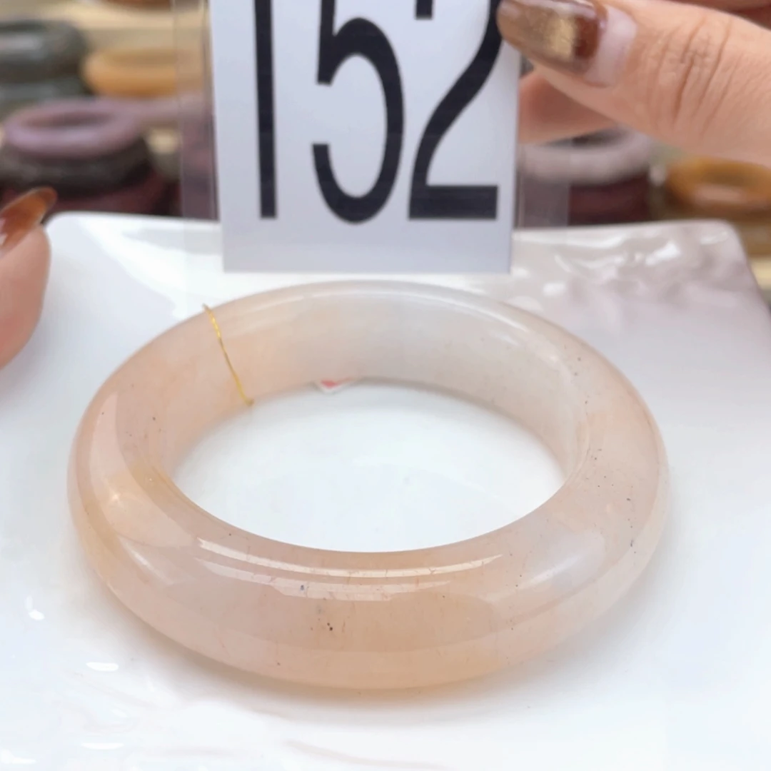 【闪购商品】石英质玉手镯未镶嵌