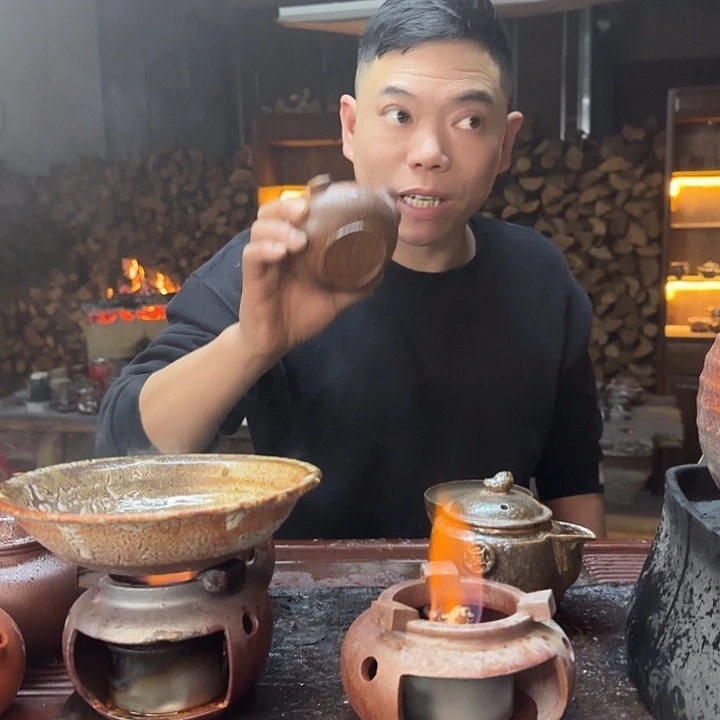 紫砂柴烧河豚宝瓶