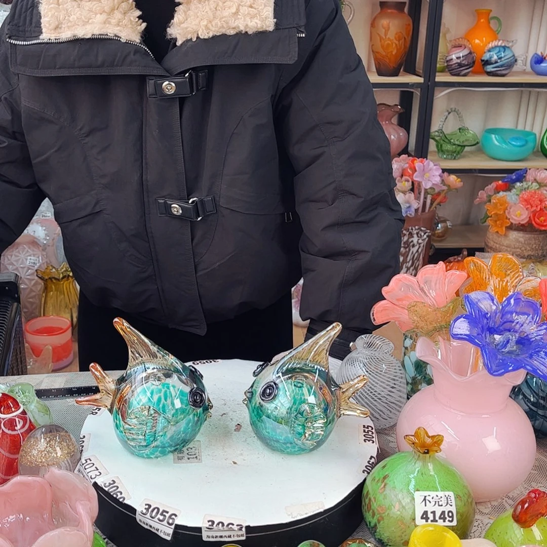 一对鱼福利家悦琉璃工艺品