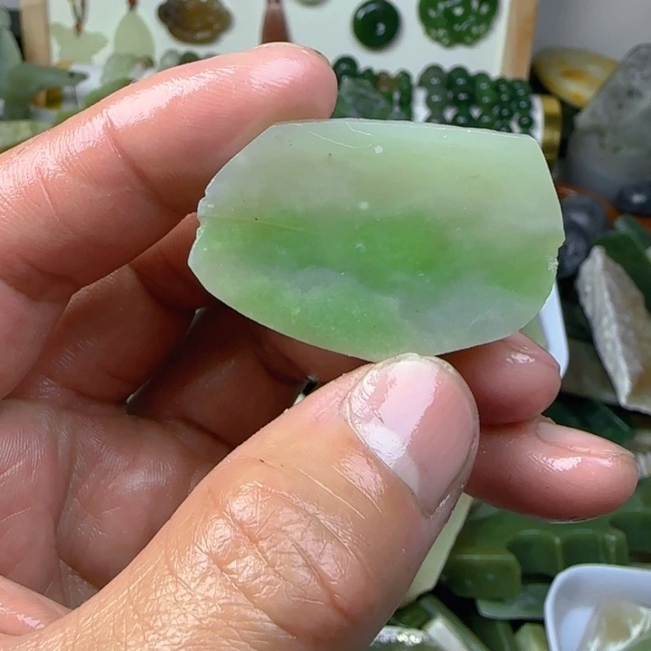 未镶嵌和田玉珠宝半成品