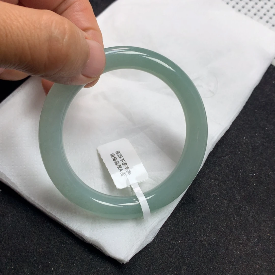 翡翠手镯未镶嵌23号