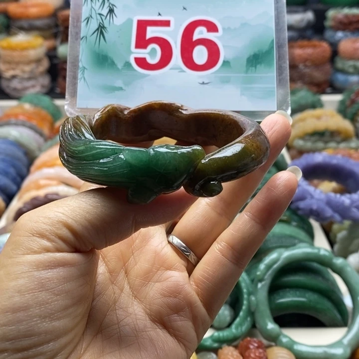 未镶嵌手镯石英岩玉