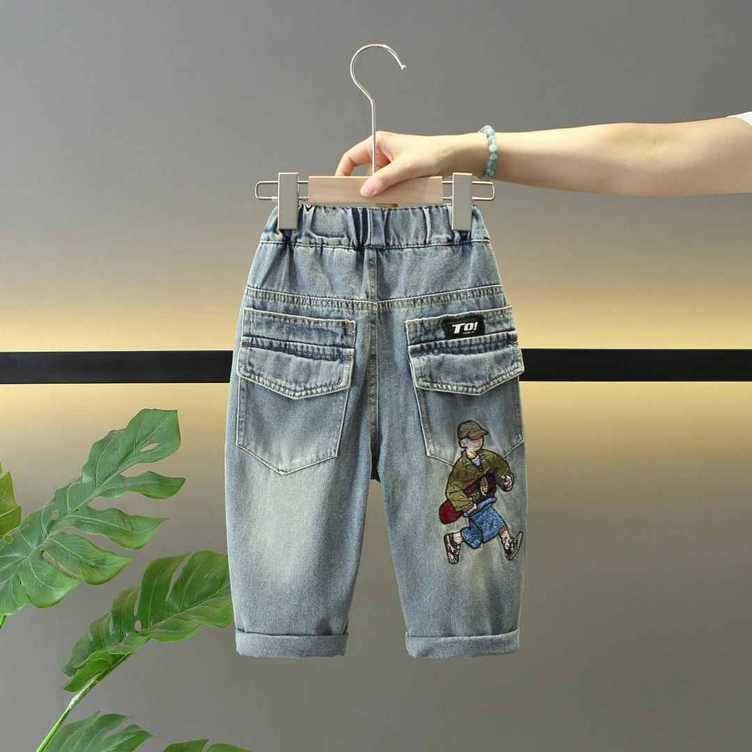 男童装裤子春秋装2025新款儿童牛仔裤秋季时髦炸街宝宝酷帅长裤潮