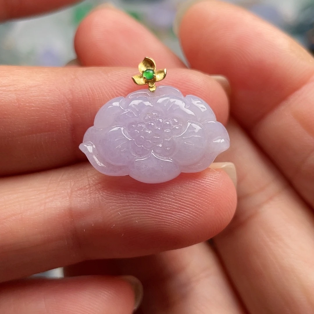 翡翠18K金镶嵌颈饰翡翠