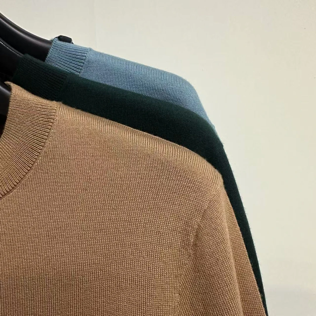 男士新款毛衣简约男装圆领休闲百搭长袖针织套头纯色