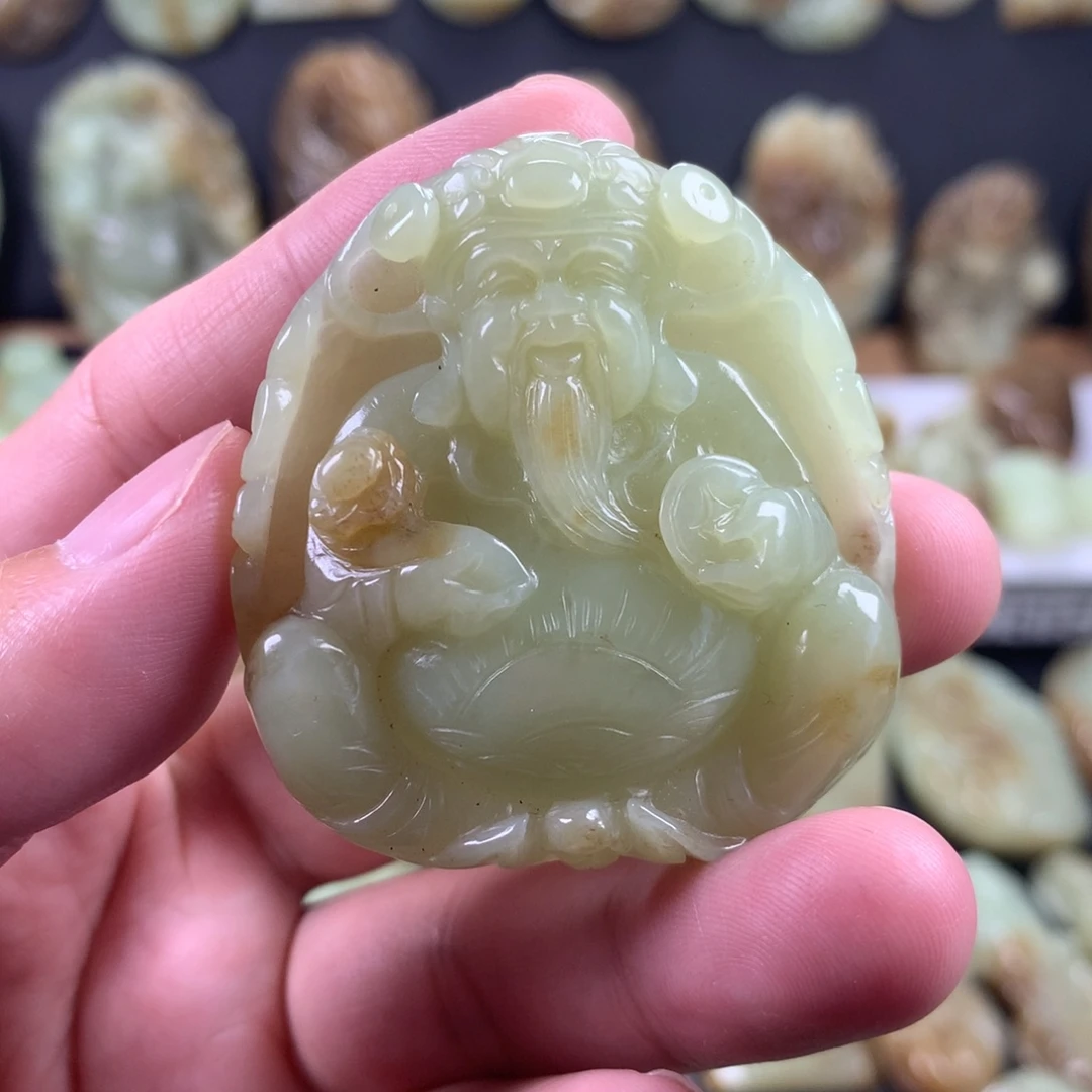哥***哥和田玉未镶嵌颈饰