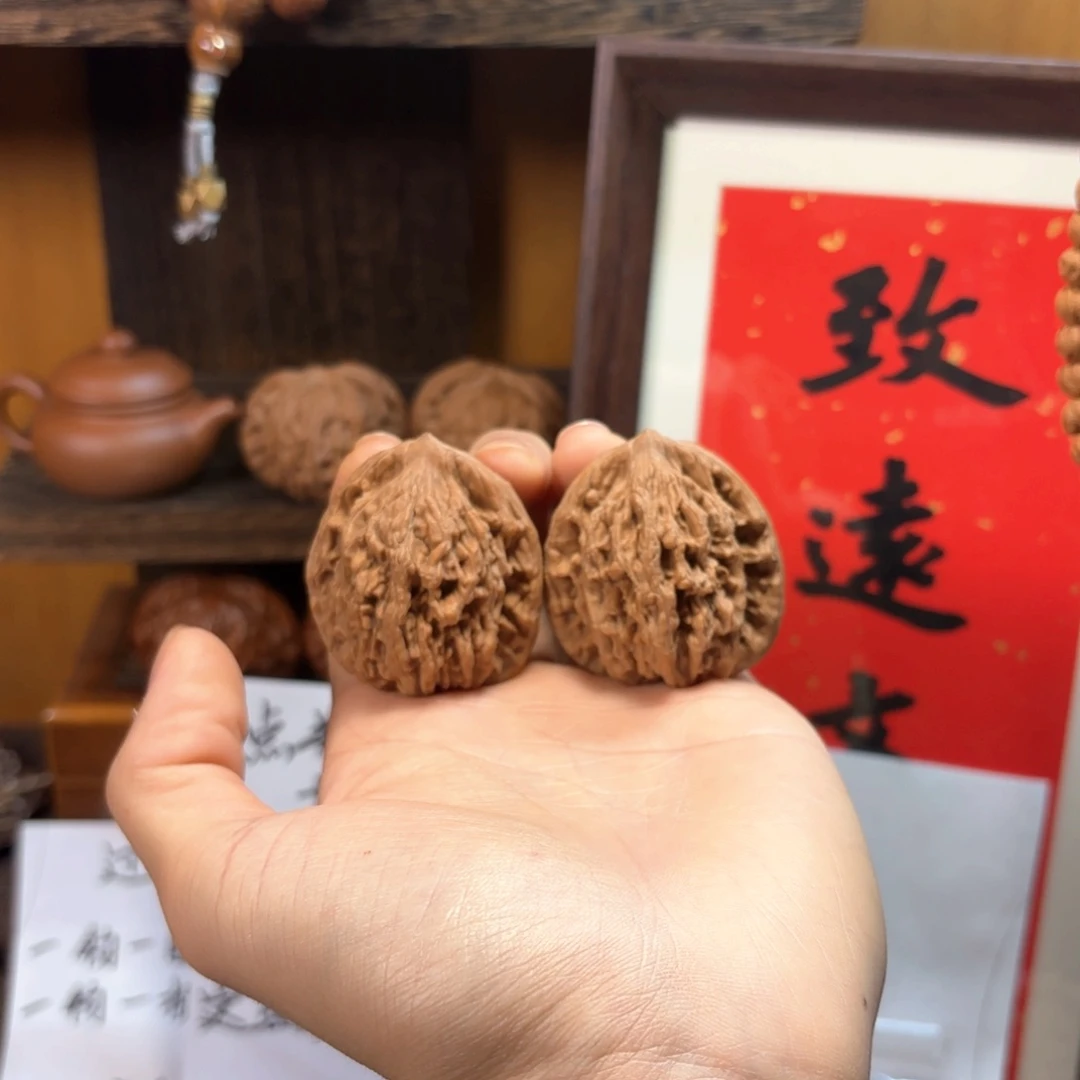 云***️文玩核桃把件麦穗虎头核桃