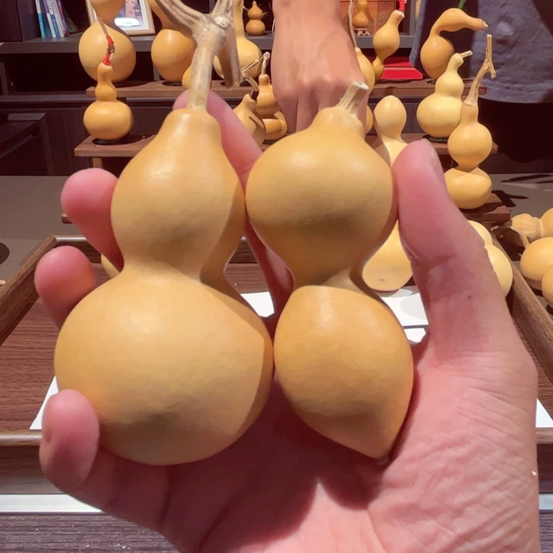 小***跑葫芦娃的哥真的是太可爱