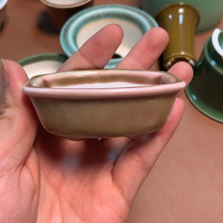 青***茶一个人在一起就会很