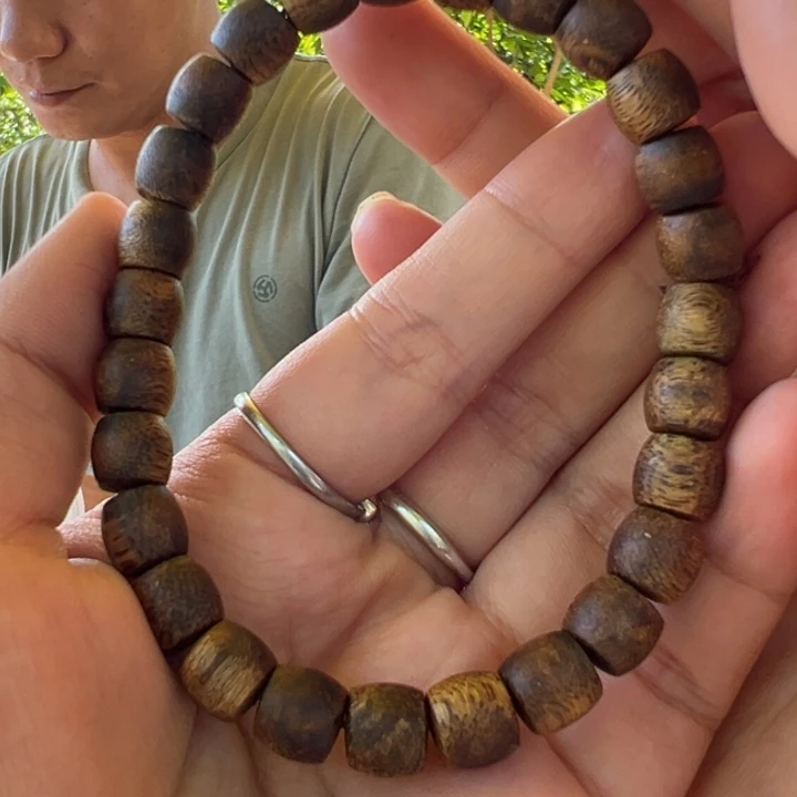 大***愚手串沉香08鼓珠单圈 7克+