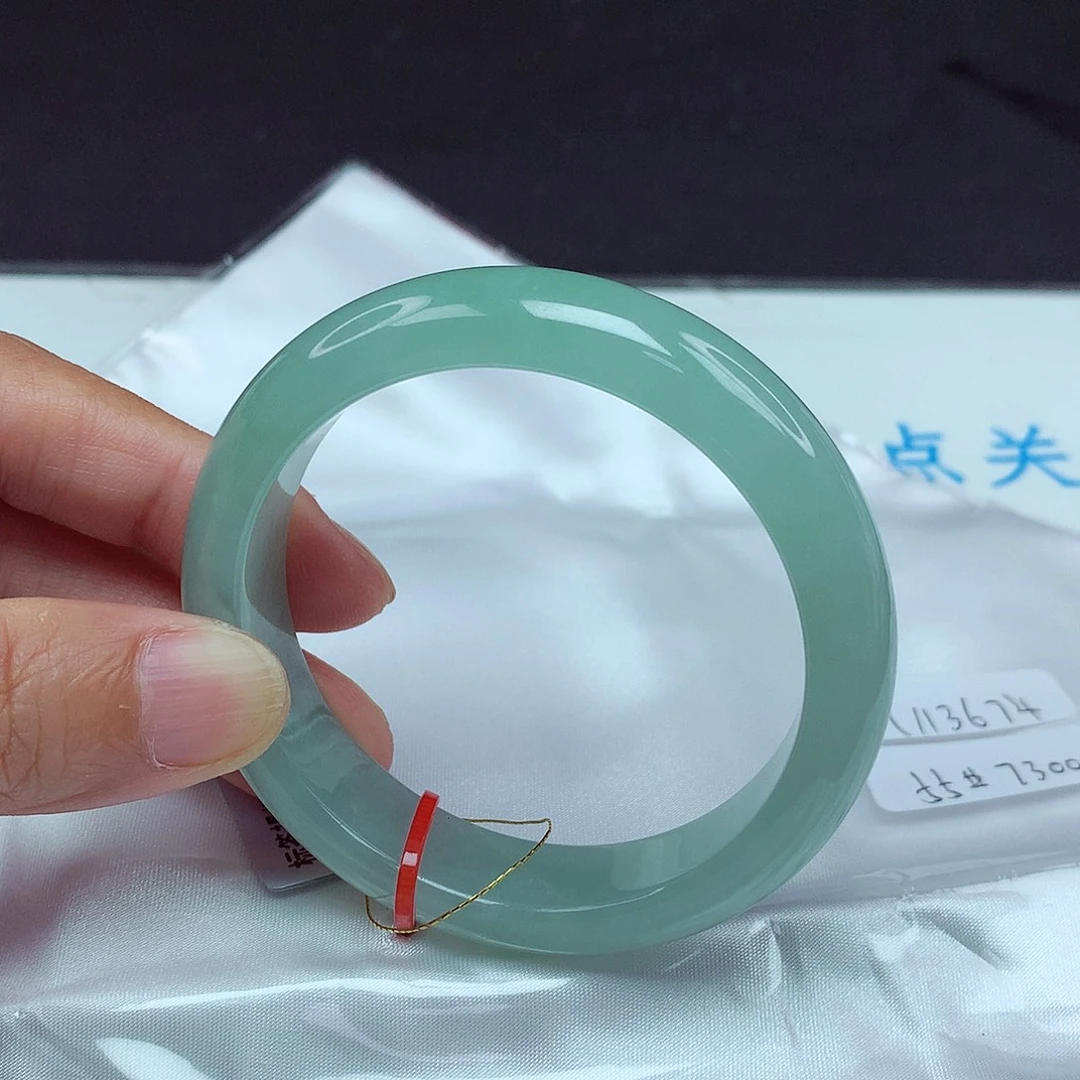 翡翠未镶嵌手镯55圈3674