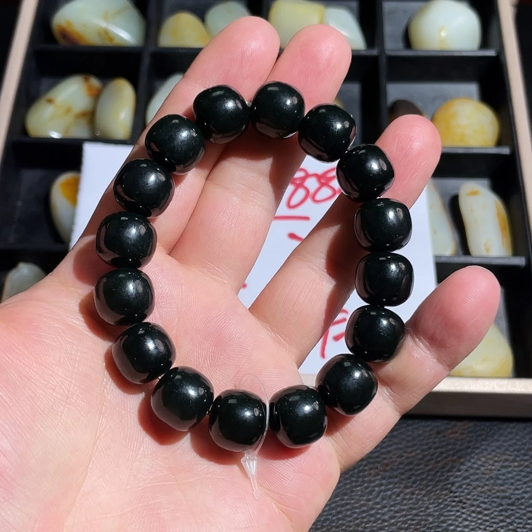 和田玉未镶嵌吊坠(不含链)P****?