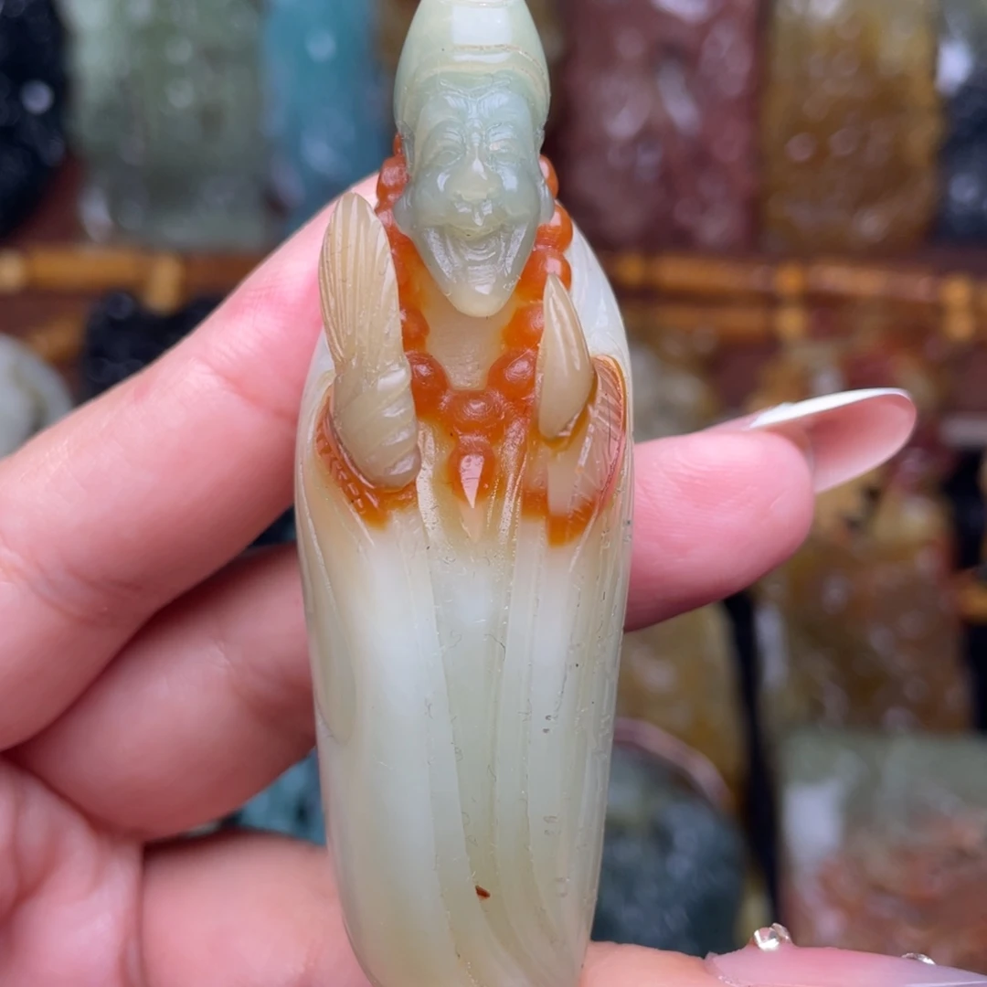 蛇纹石玉未镶嵌颈饰