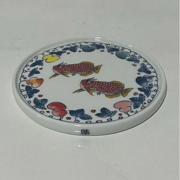 景德镇昨明红鱼圆形壶承