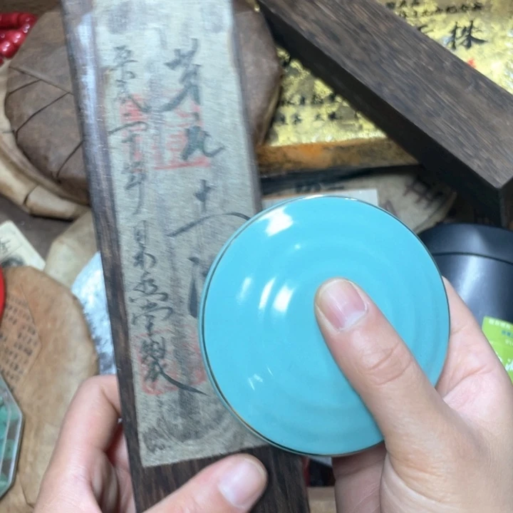 瓷片你好呀啦啦啦啦啦