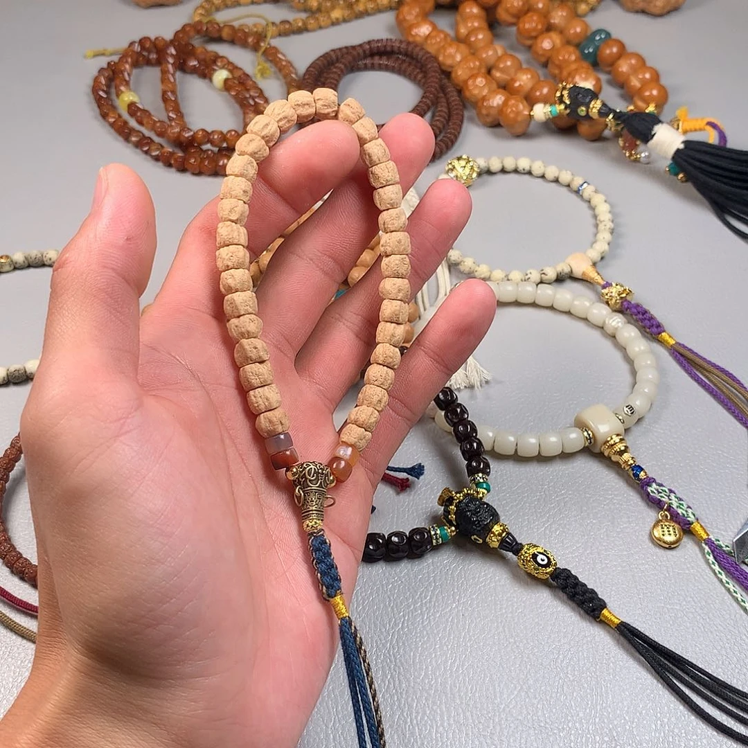 吊坠柏香籽/百香籽。。。。。。。。。。