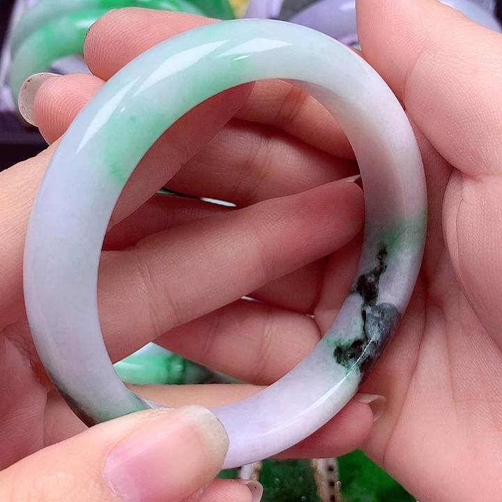翡翠未镶嵌手镯翡翠