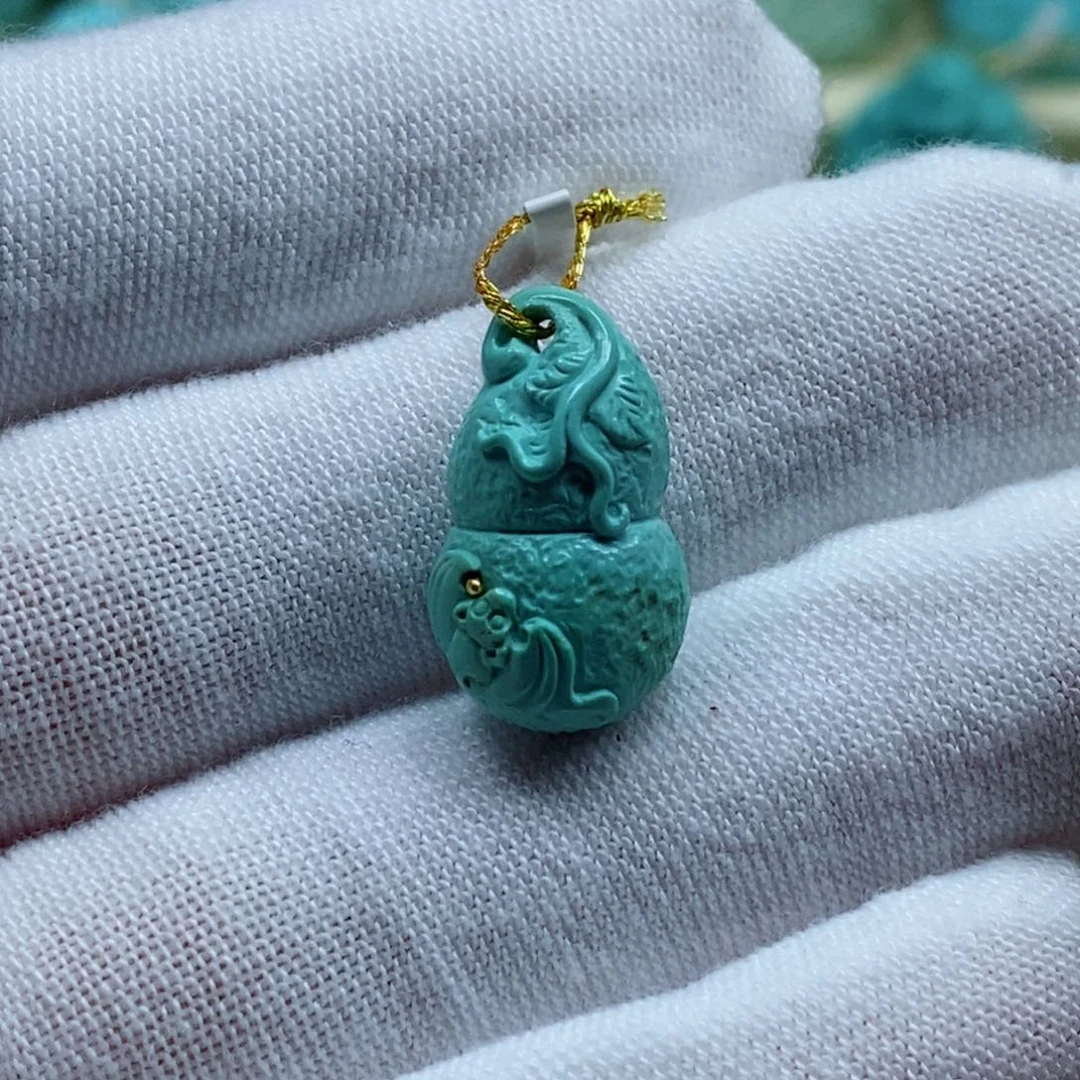 绿松石珠宝奇石未镶嵌哈**嘟