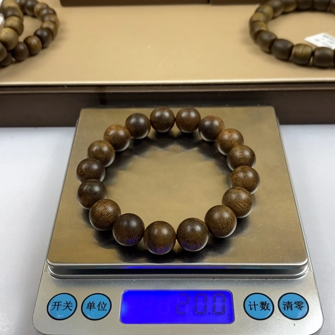 用***7沉香手串芽庄红土沉香