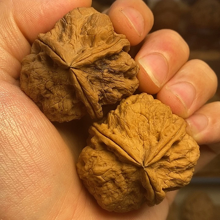 文玩核桃吊坠21。