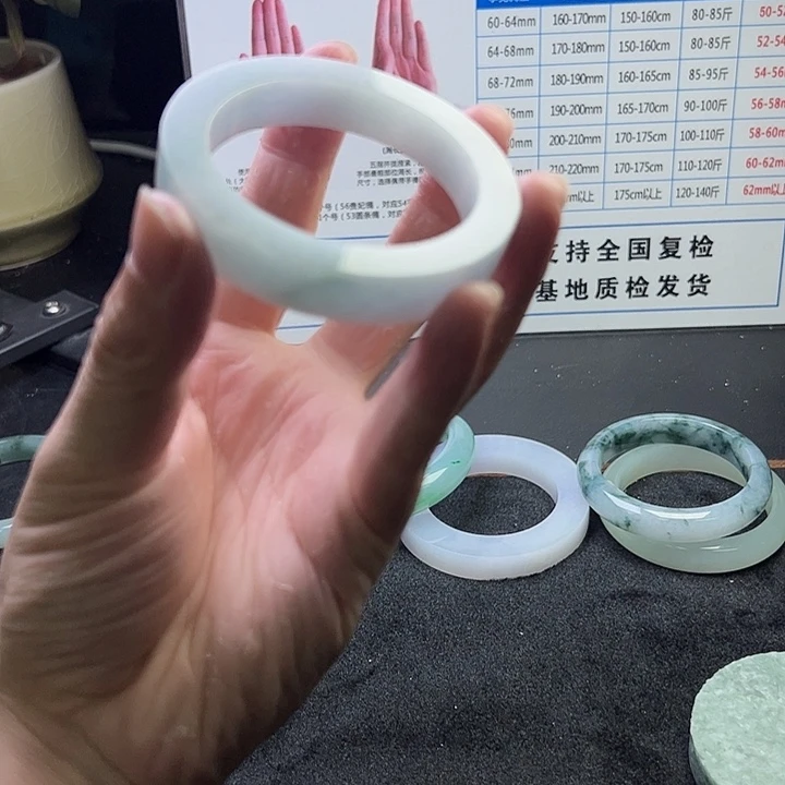 未镶嵌天然缅甸翡翠定制定制翡翠