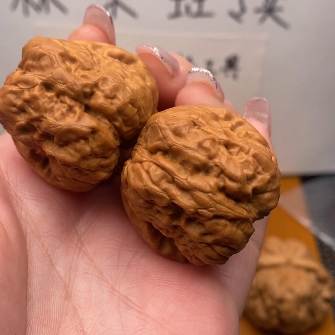 文玩核桃把件边35左右