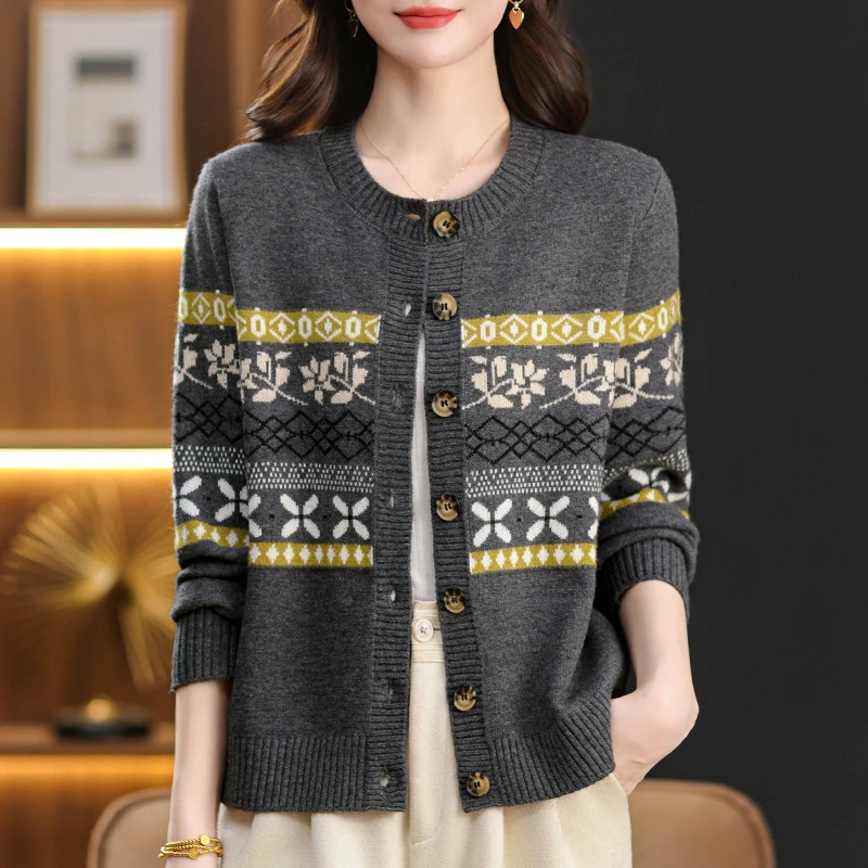 品牌女装正品女款2025秋冬新款妈妈装毛衣针织开衫圆领针织外套