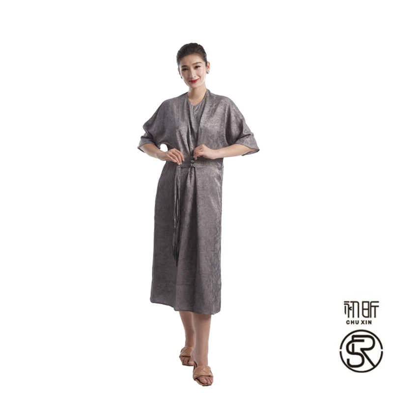 帮老板娘搬仓，618初昕衣服找新家计划 丝麻绸缎脏染提花连衣裙