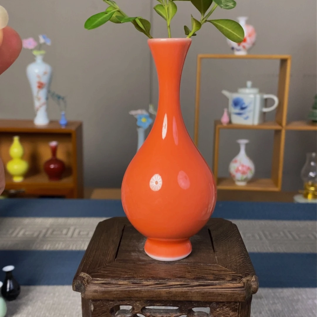 摆件景德镇瓷器精品陈列