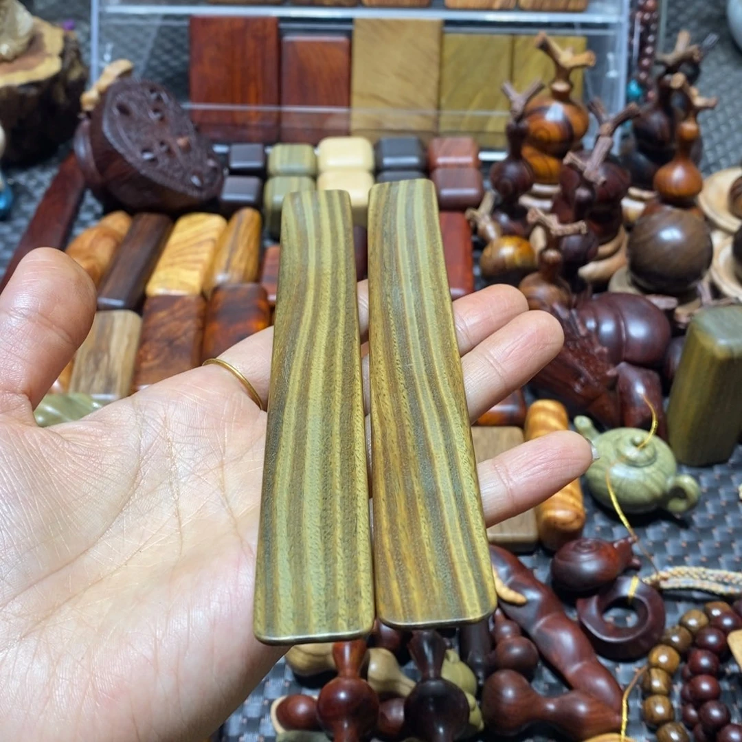 木格**知绿檀木书签两个