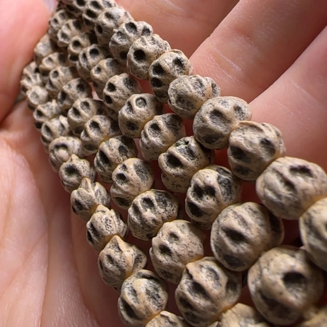 【闪购商品】柏香籽/百香籽吊坠江****车