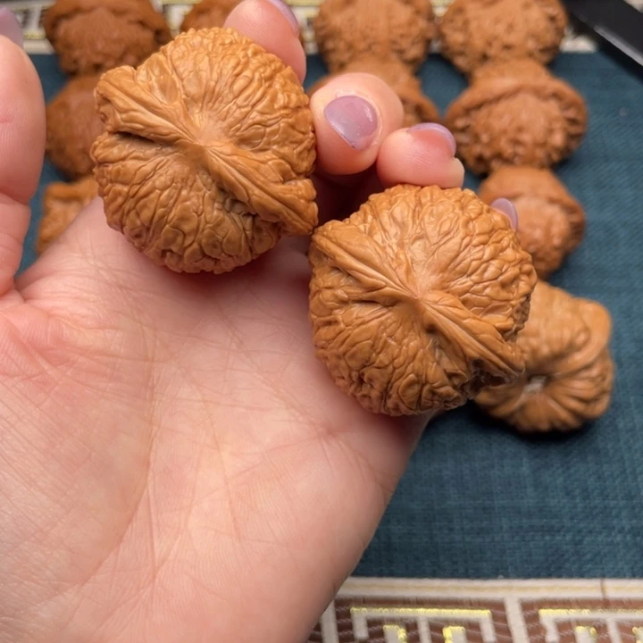 文玩核桃把件全品乾隆磨42.5