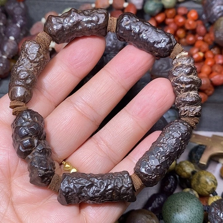 未镶嵌玛瑙/玉髓珠宝奇石