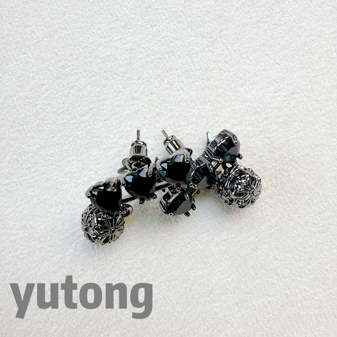 铜合金锆石耳饰 【雨桐轻奢饰品】设计款耳环YT02435