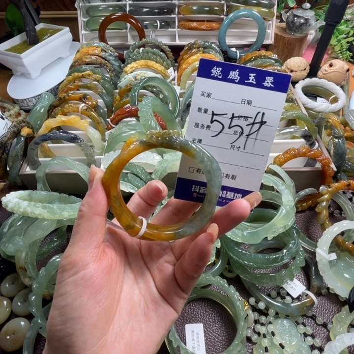 未镶嵌蛇纹石玉手镯